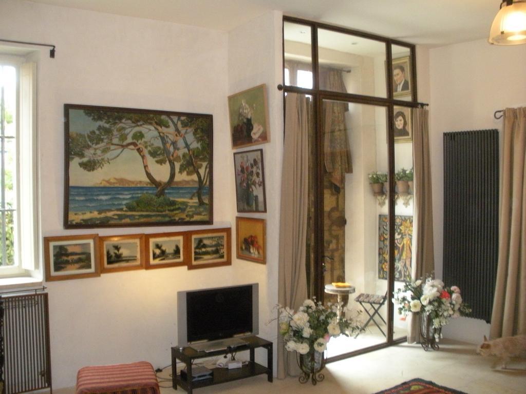 Le Couvent Du Vieux Port Apartman Marseille Szoba fotó