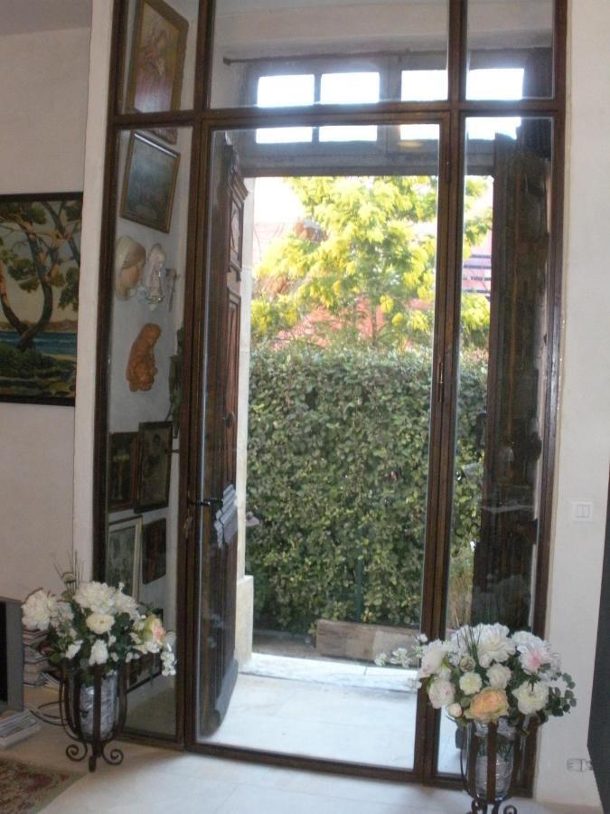 Le Couvent Du Vieux Port Apartman Marseille Szoba fotó